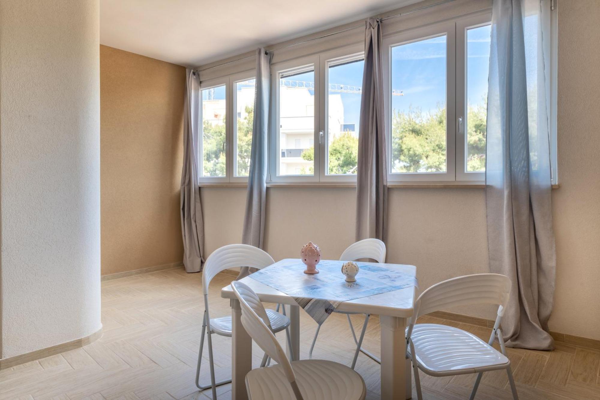 Monopoli Favolosa - Spacious 100Mq Apt. W/ Parking Екстериор снимка
